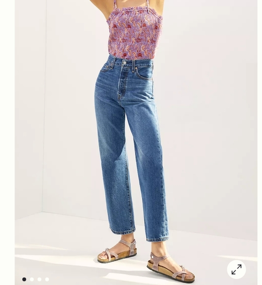 Anthropologie Denim - NWOT Anthropologie Levi's Ribcage Straight Size 31